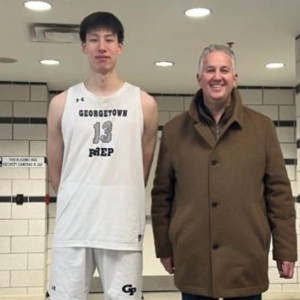188金宝博体育官方网站-夺冠+MVP！中国男篮18岁2米15新星崛起闪耀：曾单场轰30+8真猛